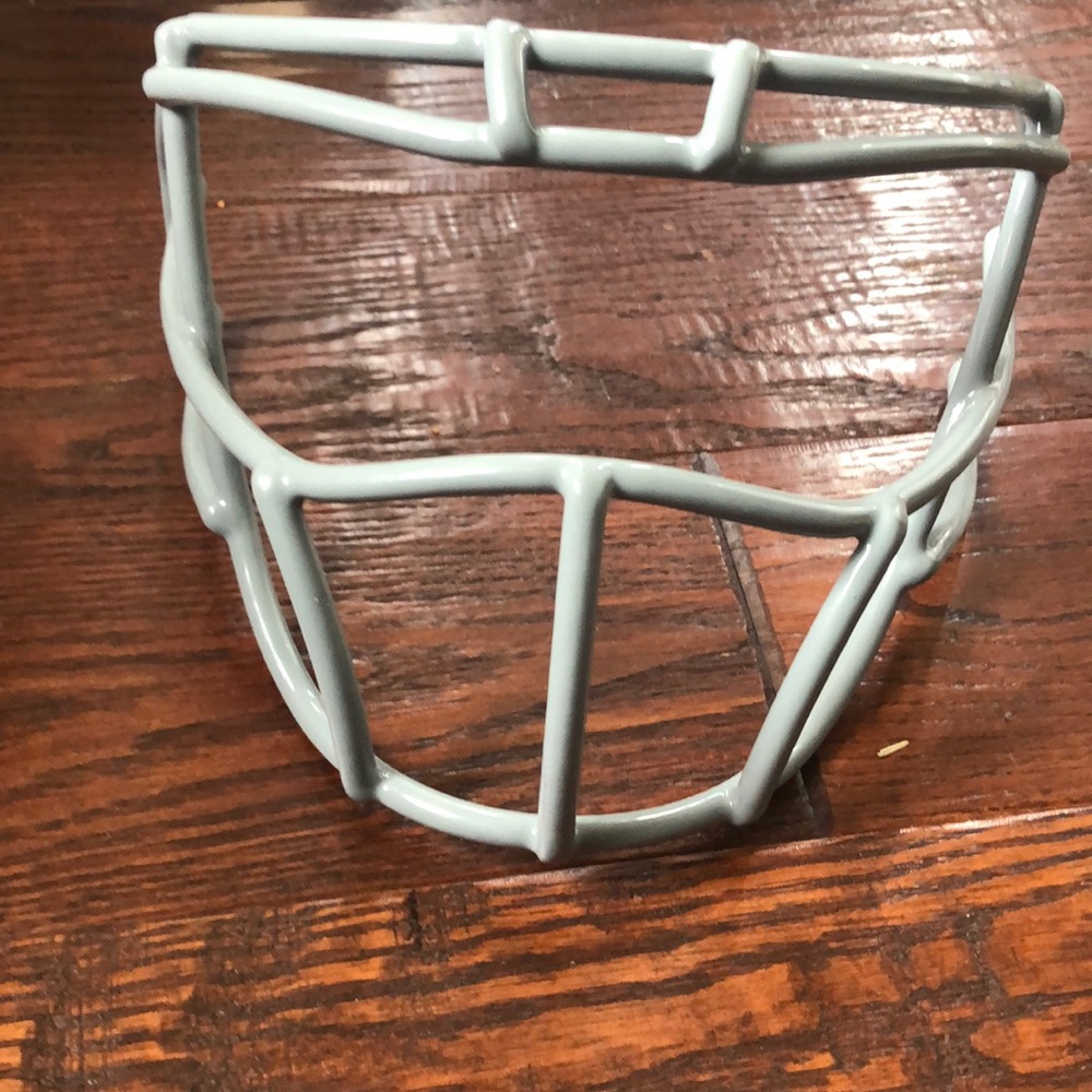 Xenith Football facemask. Excellent condition.